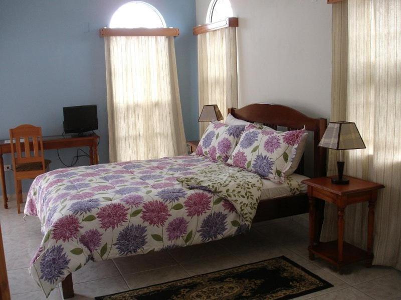 Villa San Juan Belmopan Chambre photo